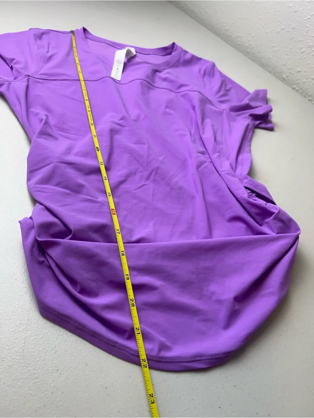 Lululemon Seawheeze 2020 Run Off Route Purple Ruched Side Women’s Size 8 Top
